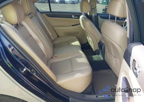 2009 Hyundai Genesis 4.6 из США, поврежденный, VIN KMHGC46F19U045877